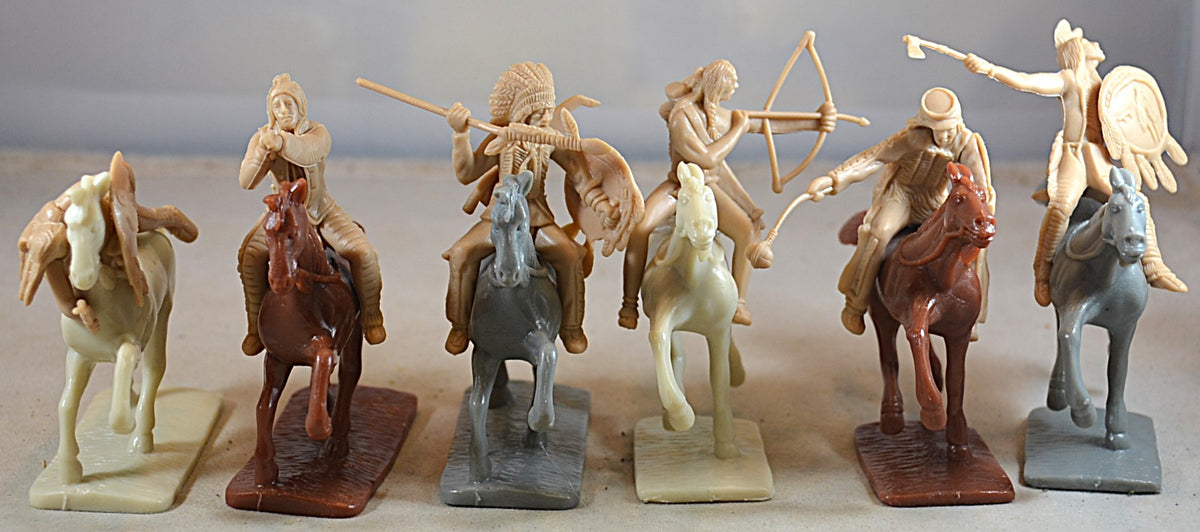 Classic Toy Soldiers Mounted Sioux Native American Warriors Crazy