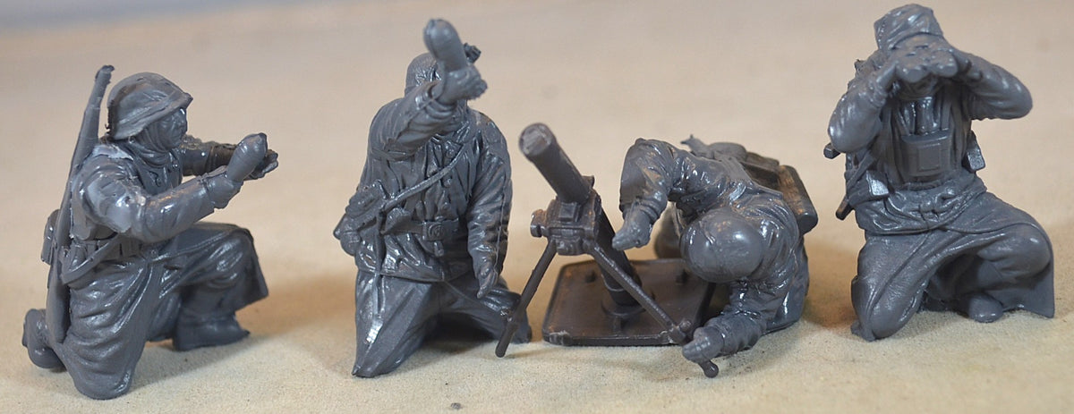 Mars WWII German Mortar Team Winter Unform 32051 – MicShaun's Closet