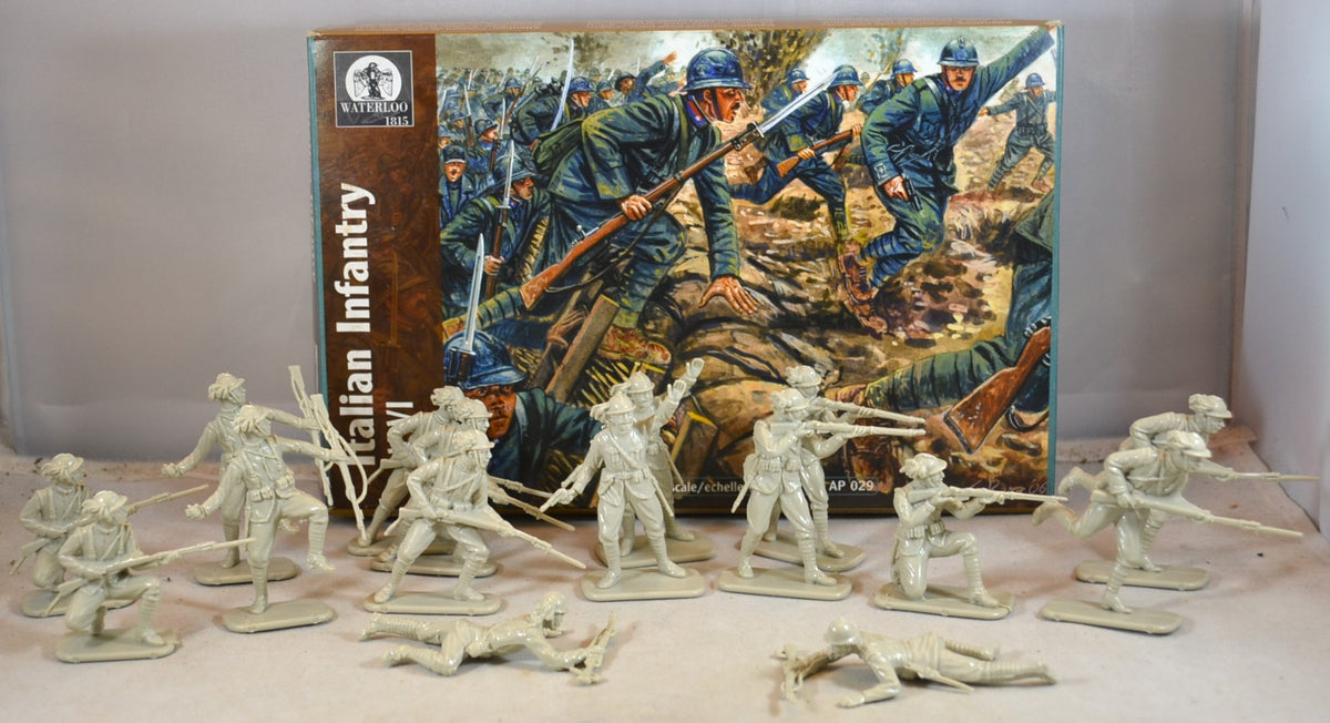 Soldat Napoléon 1er Waterloo 1815 - Figurine 90mm Plomb Peint - Le Cimier ?
