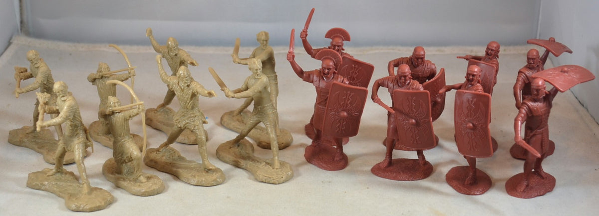 TSSD Romans and Barbarians Infantry Add-0n Set #22 Red and Tan