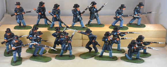 Armies in Plastic Painted Union Iron Brigade Infantry 18 Piece Set