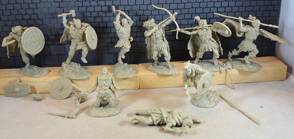 Conte Roman at War Barbarians Vikings Set 1 Gray/Green