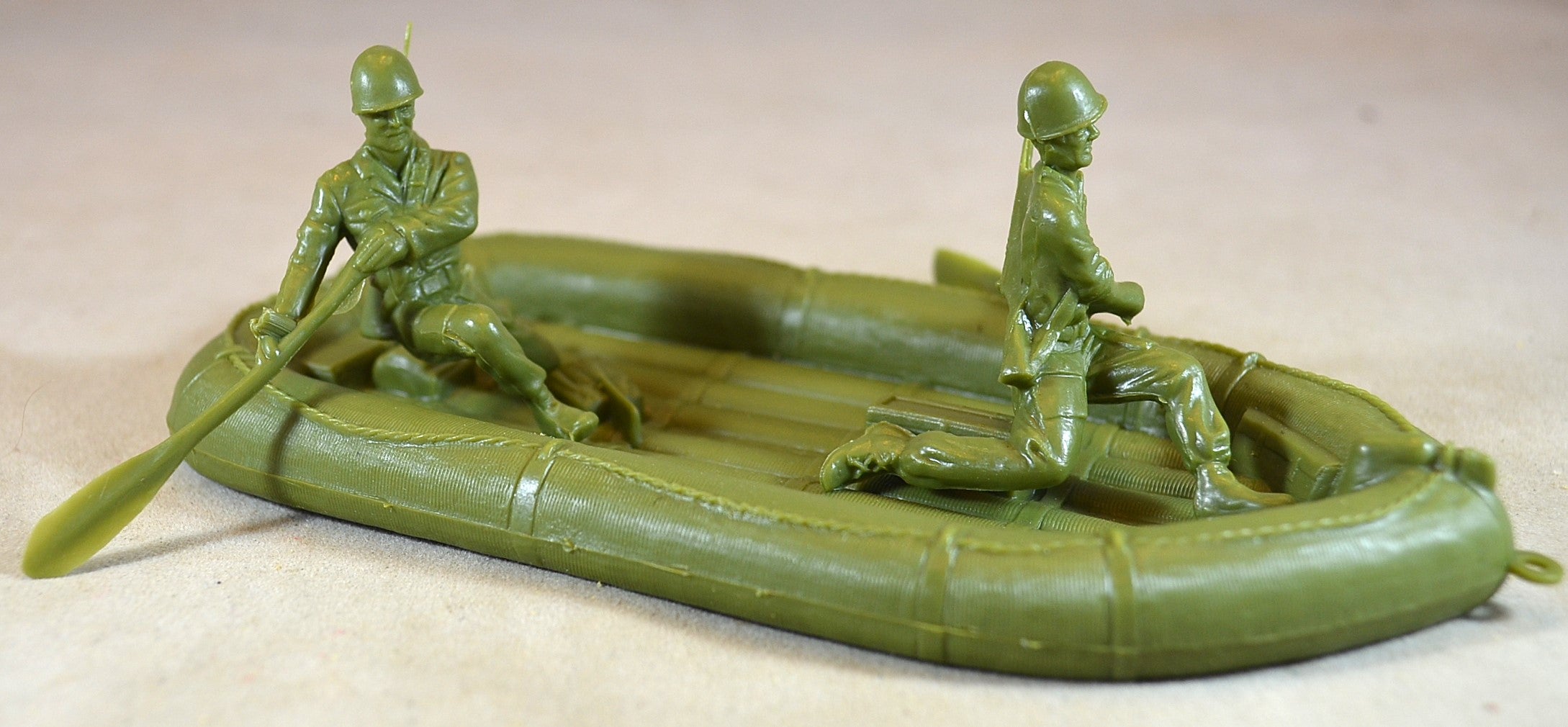 Wwii Inflatable Raft Marx US Rubber Raft & GI Oarsmen WWII D-DAY Light Green – MicShaun's Closet