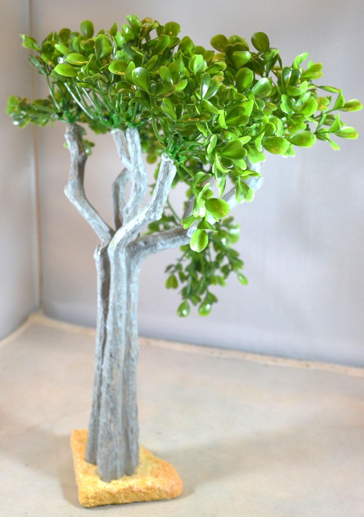 11.5" Plastic Tree for Dioramas and Battle Scenes MicShaun's Closet