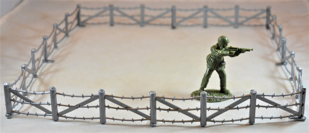 Marx WWII D-Day Barbed Wire Fence Set Silver