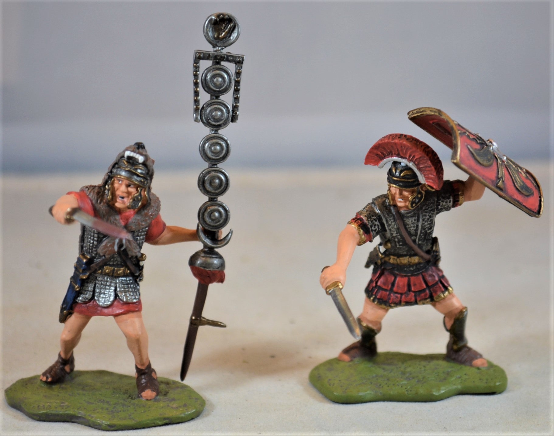 Soldat de plomb Gladiateur romain de collection Thraex 54 mm Rome antique - France Soldat de plomb Gladiateur romain de collection Thraex 54 mm Rome antique - France