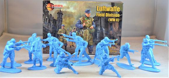 Mars WWII German Luftwaffe Field Division Troops Medium Blue