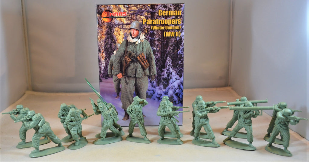 Mars WWII German Paratroopers Winter Uniform Alpine Light Green