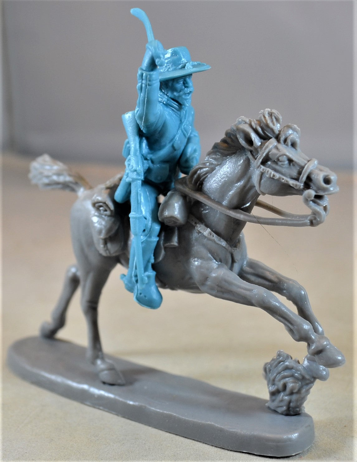 TSSD US Union Cavalry Horse and Single Rider with Sword Light Blue